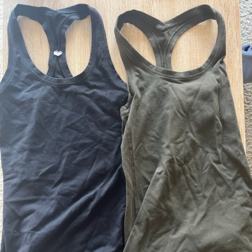 lululemon Cool Racerbank Tank set of 2, size 2